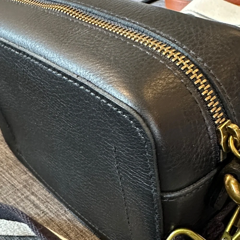 Madewell Transport Camera Bag - Picture 14 of 16